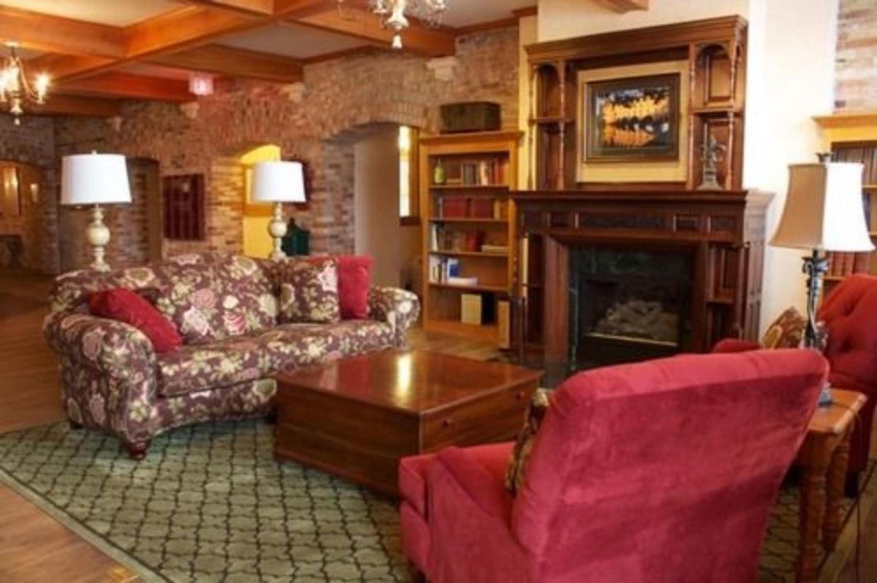 The Ennis Inn De Pere Exterior foto